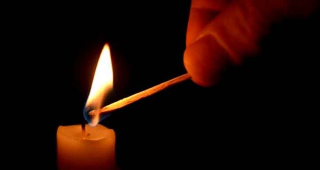 Bostanlı'da uzun süren elektrik kesintisi