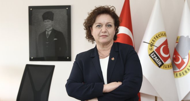 Dikmen:''Demokrasi ve basın özgürlüğü darbe aldı''