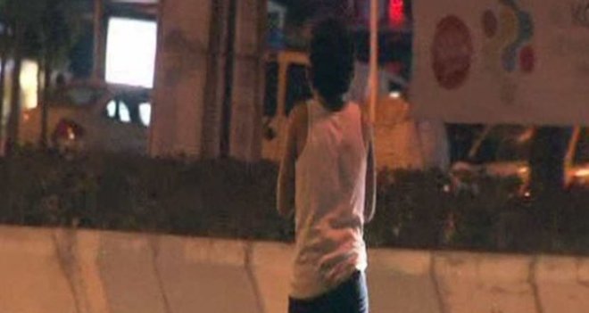 Dilendirilen Suriyeli çocuk Karşıyaka Çocuk Yuvası'nda