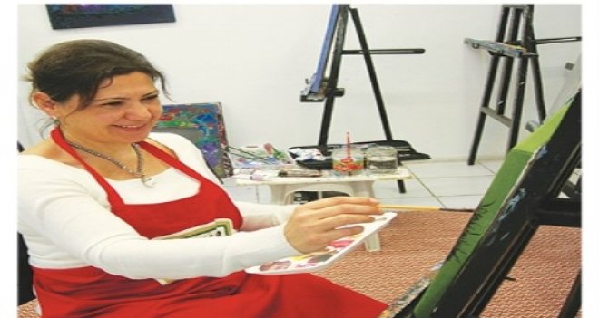 Doktordan dünya çocukları resimleri EBSO’da