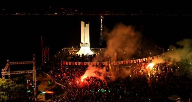 Dünya Karşıyakalılar Günü coşkuyla kutlandı