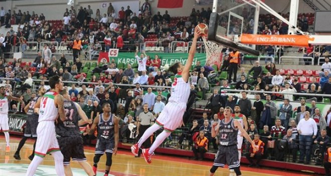 Dünya Karşıyakalılar Günü'nde Pınar Karşıyaka'dan şok!