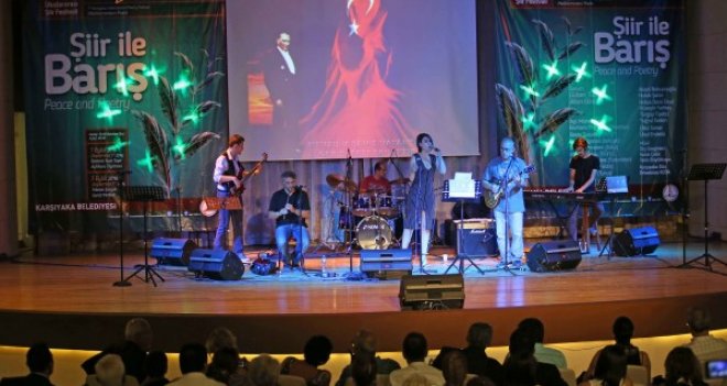 Dünya şairleri Karşıyaka'da buluştu