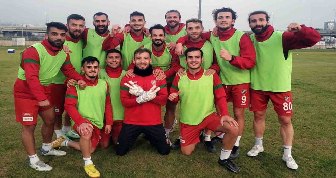 Karşıyaka, 1922 Konyaspor'u konuk ediyor