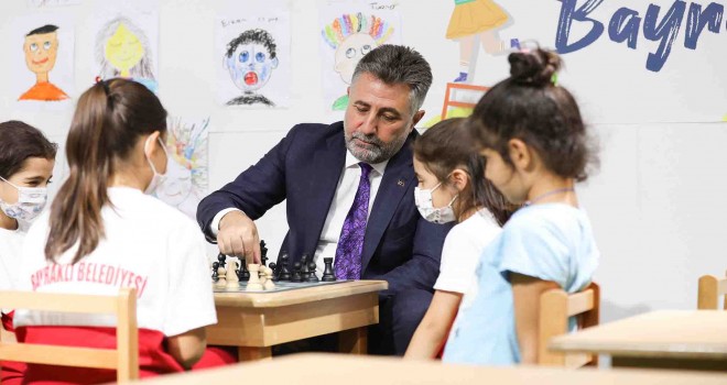 Bayraklı Sanat ve Müzik Akademisi yola çıkıyor