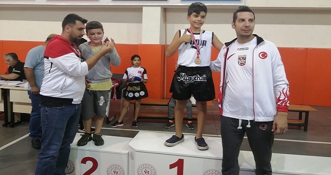 Bostanlıspor MuayThai’de Ege Bölge Şampiyonu…