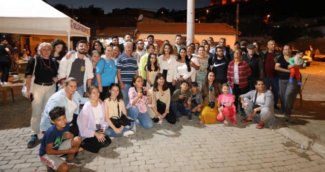 Başka Bir Siyaset Okulu Efes Selçuklu romanlarla buluştu