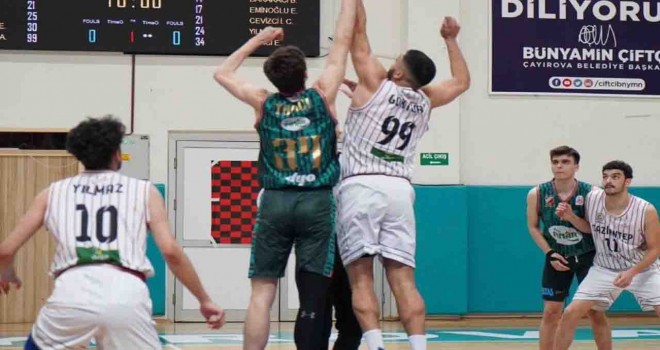 Pınar Karşıyaka'nın gençleri 1-0 geriye düştü