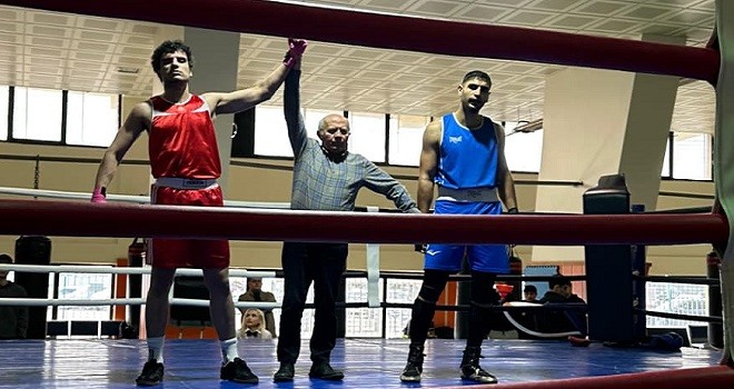 Bostanlısporlu Sarp şampiyon oldu, milli takıma göz kırptı