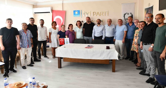 Siyasi parti ziyaretlerini sürdüren Gümrükçü’den ''Ortak Akıl'' vurgusu