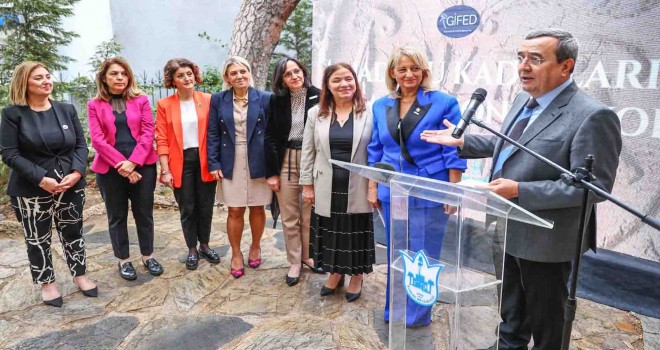 Anadolu kadınları Konak’tan harekete geçti