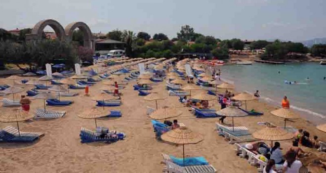 Seferihisar’ın plajları yaza hazırlanıyor