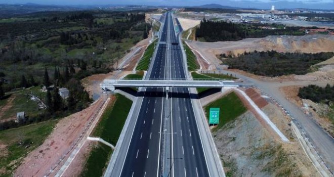 Otoyollarda hız sınırı yükseltildi