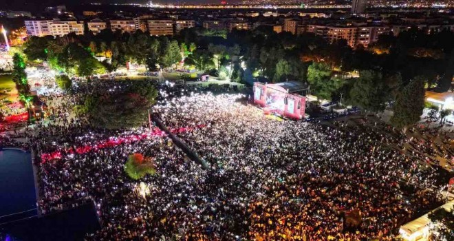 İzmir Büyükşehir’den üniversite öğrencileri için festival
