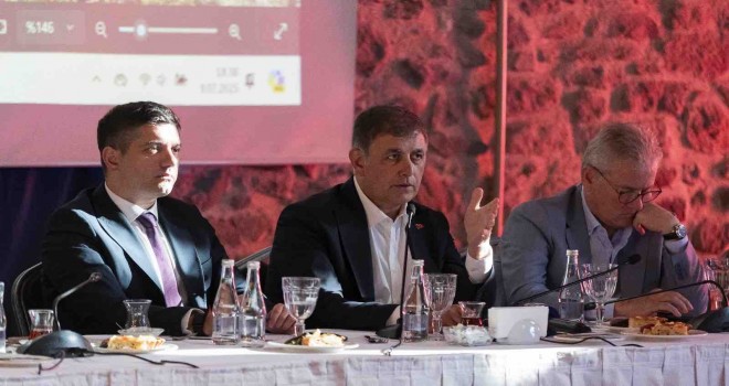 Tugay: Yangın bölgeleri için elimizden geleni yapacağız ama dayanışmaya ihtiyacımız var