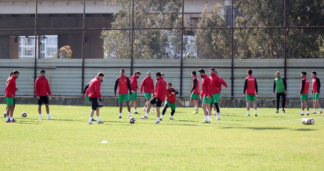 Karşıyaka, Bergama Belediyespor'u konuk ediyor