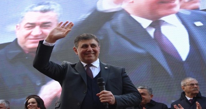 Dr. Cemil Tugay ilk seçim ofisini coşkuyla açtı