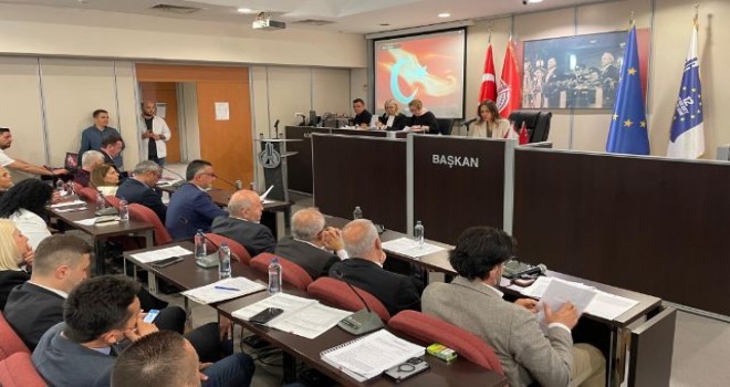 Karşıyaka meclis üyesi istifa etti