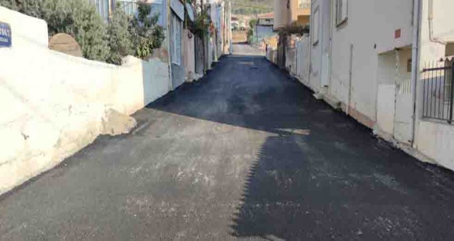 Bayraklı’ya bir ayda 500 ton asfalt