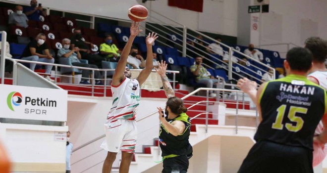 Pınar Karşıyaka Ege Cup'ta galip