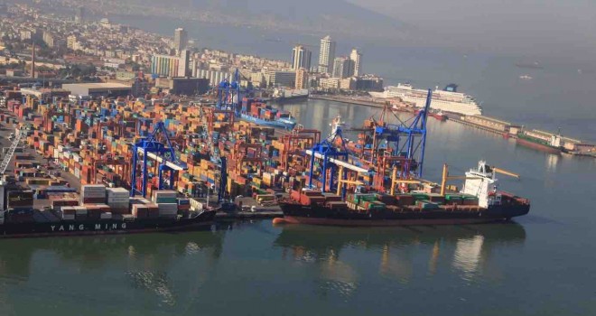 Öztürk: Küresel rekabetin yolu denizlerden geçiyor