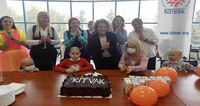 KİTVAK çocukları sevindirdi