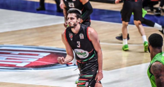 Karşıyaka'da ayrılık yaşandı