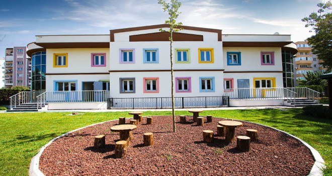 Bayraklı Belediyesi’nden liyakatlı seçim