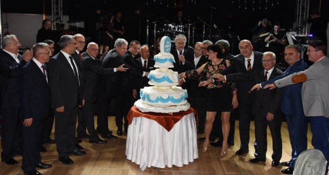 EBSO 2016'ya Burcu Güneş'le merhaba dedi