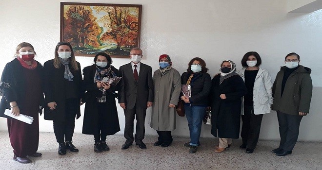 Karşıyaka Müftülüğü Zübeyde Hanım Kompozisyon ve Şiir Yarışması düzenledi