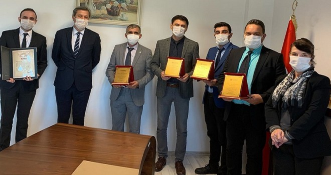 Karşıyaka Nüfus Müdürlüğü'ne ödül...