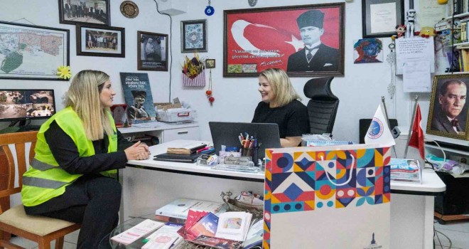 İzmir’in muhtarlarına anlamlı yeni yıl hediyesi