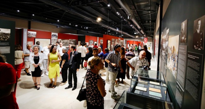 Karşıyaka'dan 100. Yıl sergisi: Bir Millet Uyanıyor