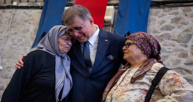 Başkan Tugay şehit anneleri ile bir araya geldi