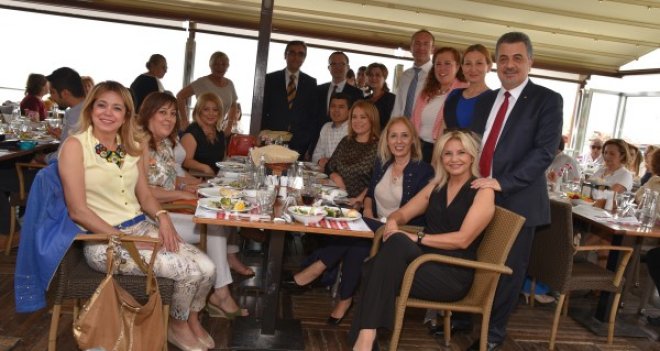 Eczacılık Günü Karşıyaka’da kutlandı