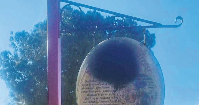 Parktan Ufuk Sarıca'nın ismini sildiler