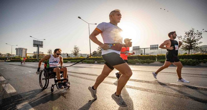 5 bin kişi ''Biz Koşarız'' dedi