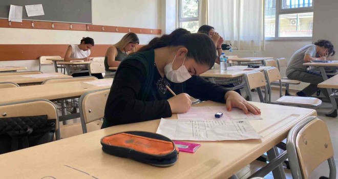 Bayraklı’dan YKS başarısı