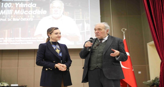 DEÜ'lüler İstiklal Savaşı'nı Ortaylı'dan dinledi