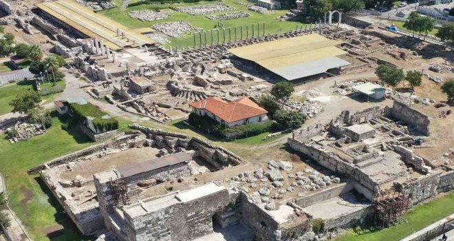 İzmir'de geçmişe yolculuk