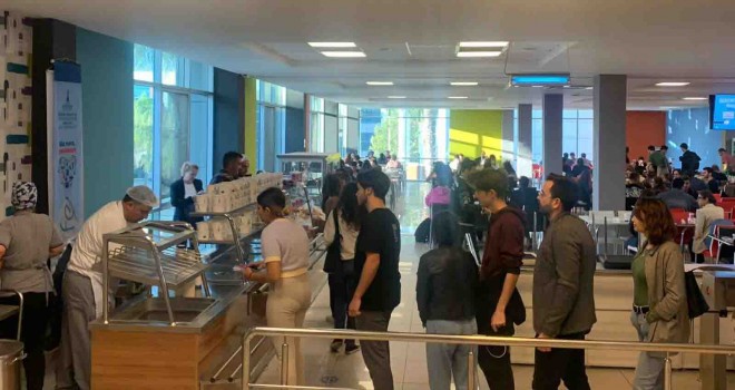 Öğrencilere sıcak yemek destek noktaları 6’ya çıktı