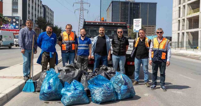 Her gün 850 işçi 2 bin kilometrelik güzergahı temizliyor