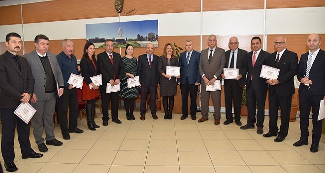 Eğiterek, iyileştirerek topluma kazandırıyorlar