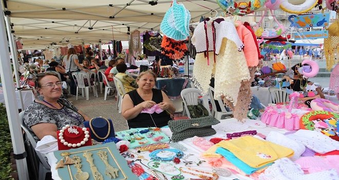 El emekleri satışta...