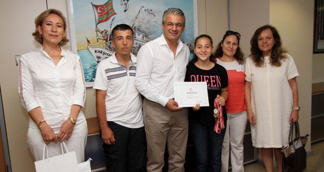 En çok atık pili topladı, ödülü kaptı