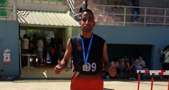 Engelli sporcu, Karşıyaka'ya madalya getirdi