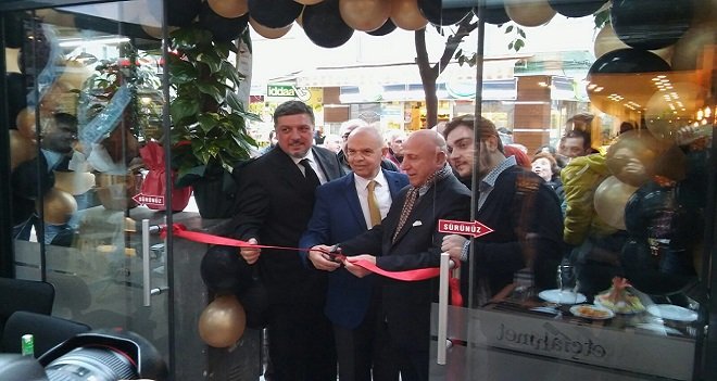 Etçi Ahmet açıldı...