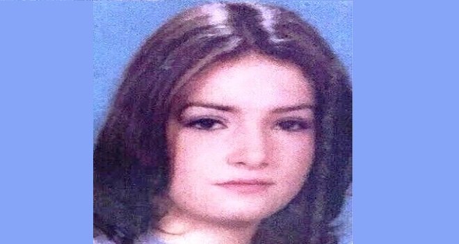 Evli, 2 çocuk annesi 8. kattan atlayıp intihar etti...