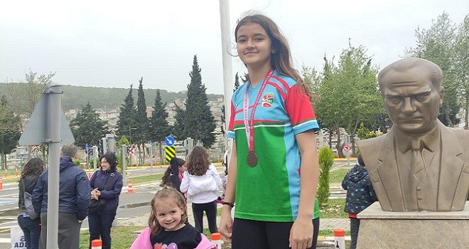 Anadolu Yıldızları Oryantiring Yarışında Karşıyaka damgası!