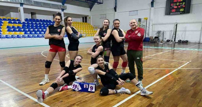 Kaf Kaf filede Edremit Belediyesi Altınoluk karşısında